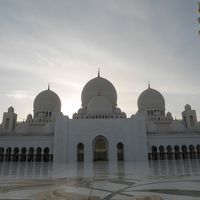 厳寒日本を飛び出して夢のミラクルスーパーシティ、ドバイ　アブダビを旅する⑥　ドバイ市内観光～世界一豪華なシェイクザイード・モスク
