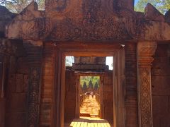 カンボジア三日間旅行にアンコール遺跡群と郊外の遺跡をおススメします