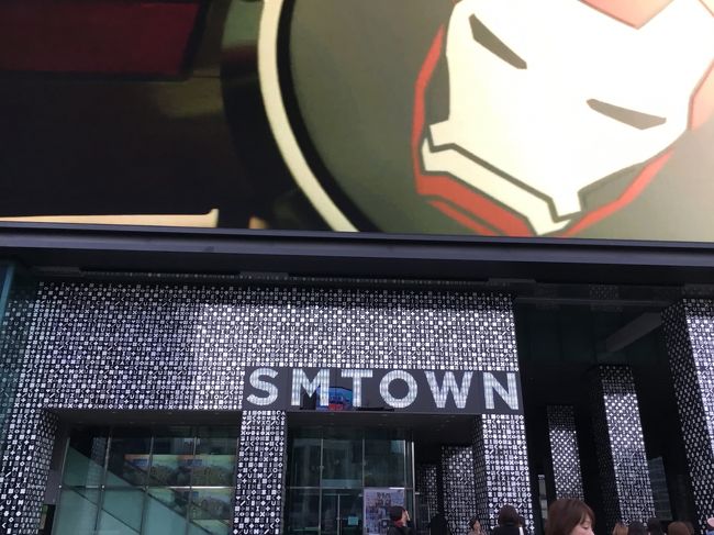 久しぶりに、東方神起のコンサートに行って来ました。<br />ユノのインスタに上がったお店など行けて楽しかったです。<br />飛行機は自分で手配、ホテルは金曜はノニョンの常宿にしているホテル(約1万円を割り勘)にしました。<br />あとはグローバルのエコノミーです。<br />