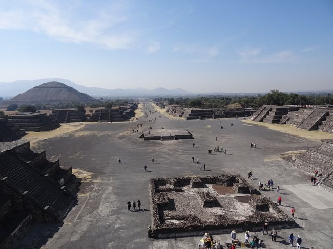 5回目にして「はじめての」メキシコ　その7（念願のテオティワカン　月のピラミッドとケツァルパパトルの神殿）