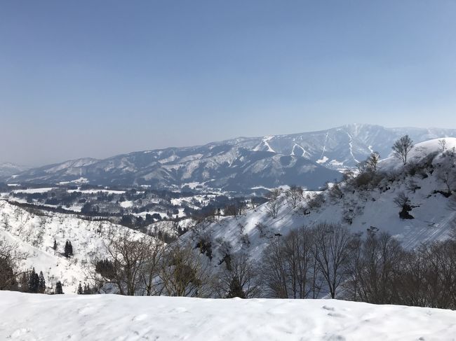 ちょっと暖かめの2018/19シーズン。おおむね天気は良かったのだけれども、コンディション的には微妙？ってな感じ。2月に日帰りで訪ねた舞子リゾート、3月に会社の同僚と訪ねた戸狩温泉＆定番のガーラ湯沢のお気楽スキーです。