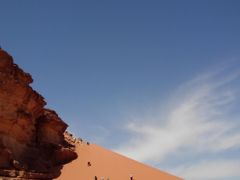 砂漠の遺跡と死海、ヨルダン紀行：その3 リトル・ペトラ遺跡とワディラム