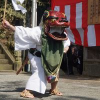 箱根の仙石原湯立獅子舞～人間臭い獅子舞は微妙な味わい。箱根湯本の街歩きから宮ノ下の富士屋ホテル、菊華荘でのランチももうひとつのお楽しみです～