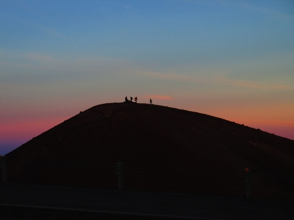 ハワイ３島巡り（９）ハワイ島・マウナケア山頂サンセットと星空