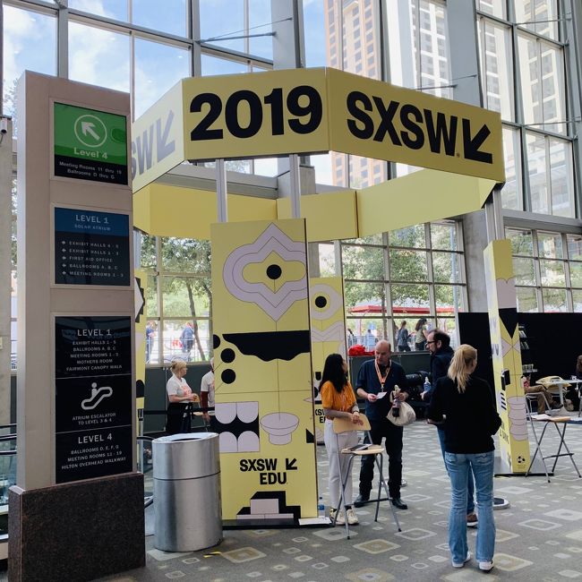 だいぶ時間が経ってしまいましたが、今年もテキサス州オースティンで開催されたSXSW（サウスバイ・サウスウェスト）に参加したので、記憶のあるうちに覚え書きを残しておきます。<br /><br />2019年は3月7日にオースティンIN、14日OUT。帰路、LAに2泊して日本に帰国しました。オースティンには7泊ですね。<br /><br />昨年までと今年の最大の違い。それは、オースティンの町にこの乗り物が氾濫していたこと。