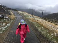 【2日目】小１娘と弾丸コジオスコ吹雪登山＆シドニー