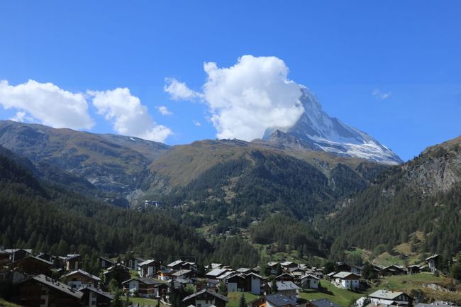 スイス4日目④マッターホルン・トレッキング下山後、ツェルマットで昼食
