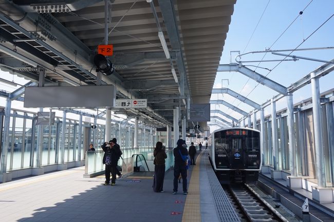 　2019年3月16日、平成最後のJR全国ダイヤ改定が実施されました。福岡都市圏も小粒ながら、新車導入や新駅開業などの明るい話題が豊富。そこでこれらのポイントを、１日で巡ってみました。<br />　ブログ（https://bit.ly/2I9Kxfe）では鉄っちゃん目線で分析しましたが、4traでは旅人目線で旅行記としてお伝えします。<br />