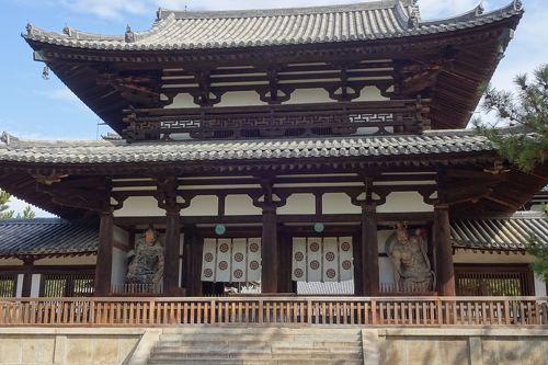 隠された十字架・法隆寺論」に導かれて、明日香・斑鳩で車中泊