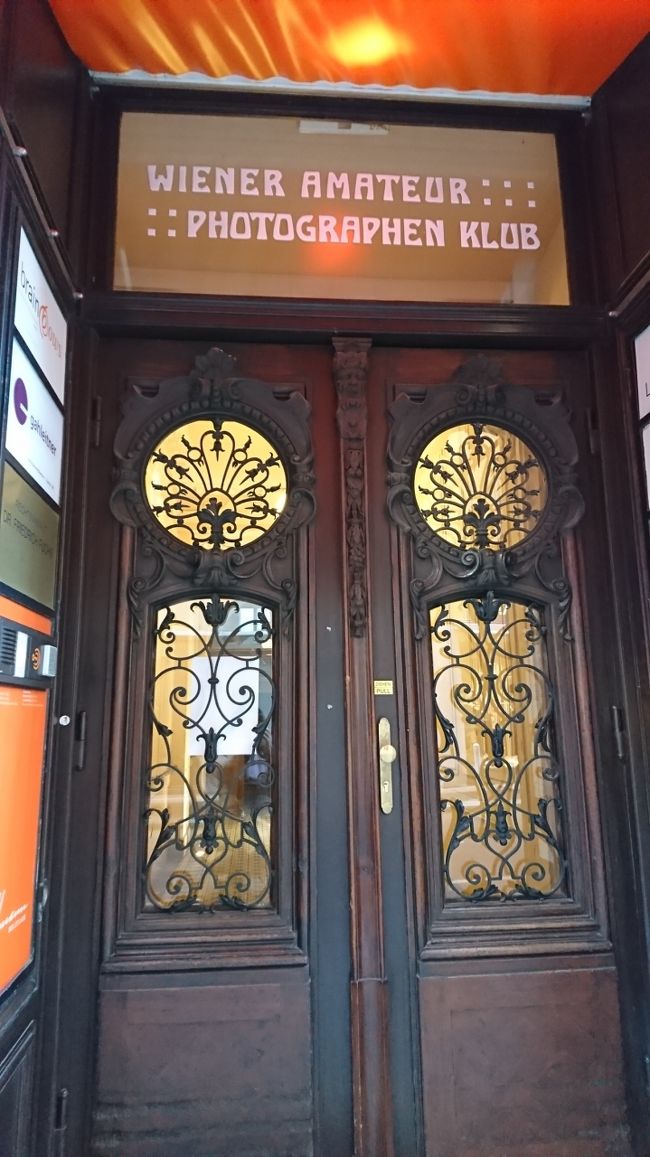 ウィーンで見つけた素敵なドアの写真をあつめました。<br />さすが、ウィーンです。あちこちに素敵なドアがたくさんあります。