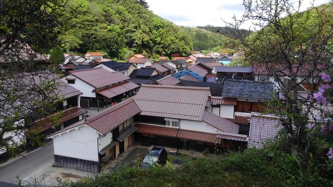 10数年前に世界遺産に認定されてからずっと気になっていた石見銀山と温泉津温泉に行ってきました。<br />なんともノスタルジックな素敵な旅になりました。