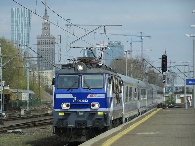 東欧鉄道の旅　その８（ウクライナからポーランドへ、鉄道博物館とショパンのワルシャワ）