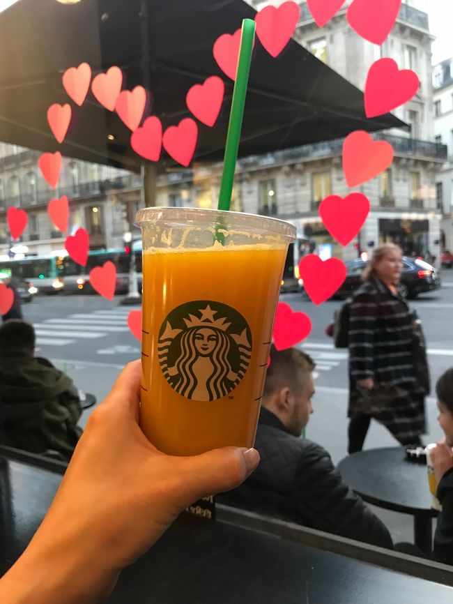 パリのスタバでフレッシュオレンジ