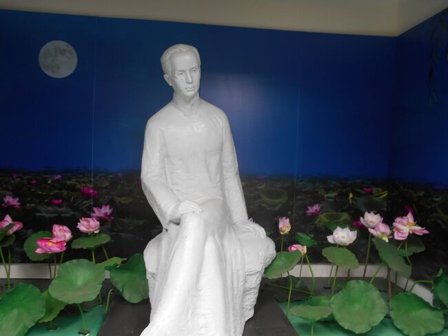 揚州古城の南東コ-ナ-にある名園や塩商人宅、呉兄弟記念館、文豪宅を見学
