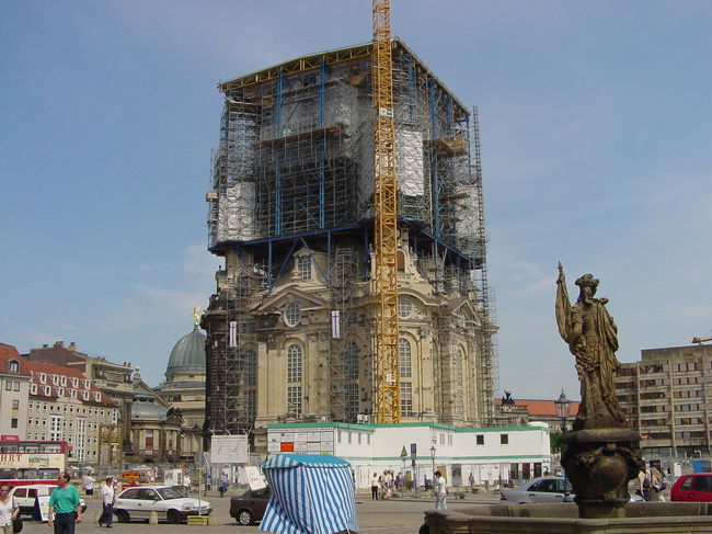 2003年６月のメインはドレスデン訪問。フラウエン教会は再建途上、ケストナーの足跡もたどってみた