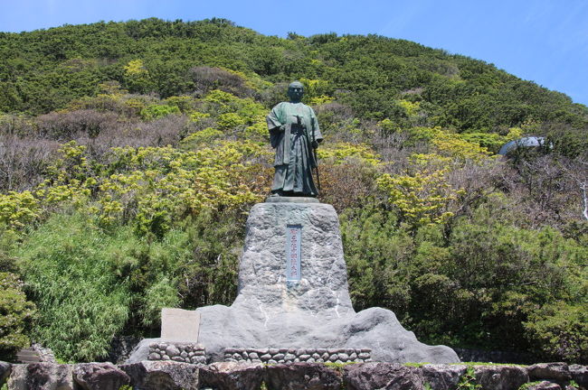 JALのどこかにマイルで、徳島と高知を回ってきました。<br /> どこかにマイルは、今回で4回目ですが、今回も希望通りにはいかず、徳島となりました。<br />今回の候補地は、徳島、那覇、北九州、旭川で、希望としては、那覇、北九州、旭川、徳島の順番でしたが、今回も最下位の候補となりました。<br /> しかしながら、徳島から高知と周り、久しぶりの四国観光を楽しんできました。<br /><br />
