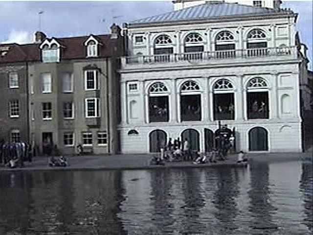 1999年 La vie en Londre 12/15 :Hampton Court からの船旅？