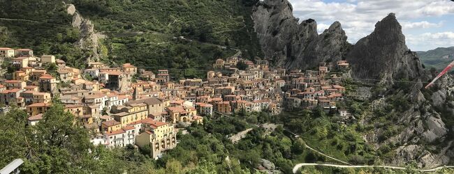 カステルメッツァーノ 旅行 クチコミガイド フォートラベル イタリア Castelmezzano カステルメッツァーノ 旅行 クチコミガイド フォートラベル イタリア Castelmezzano