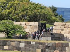 皇居東御苑-7　旧江戸城/天守台 に上れば・・　☆本丸/大奥跡は芝生広場に