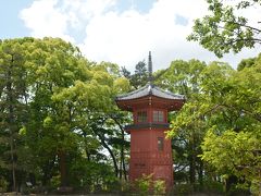 東京散歩　西武新宿線、沼袋駅・新井薬師駅周辺・中野哲学堂を歩きました。