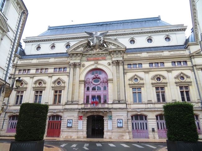 トゥール歌劇場は、やってなかった♪マロニエ藤の花♪トゥール美術館♪2019年５月　フランス　ロワール地域他 ８泊１０日　1人旅(個人旅行)９