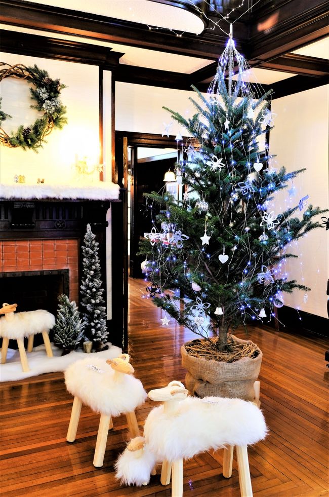 横浜駅前のシェラトンホテルに滞在して、山手西洋館の２０１８年世界のクリスマスの展示鑑賞。スコットランド、エストニアのクリスマス。