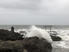 朝食前に茨城県・大洗磯前神社を参拝しました