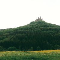 ◇郷土料理・天空の古城・美術にふれる◇シュツットガルド