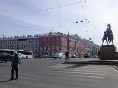 サンクトペテルブルグで7泊(8)： ネフスキー大通りや，一人旅行者向きのカフェテリア・レストラン