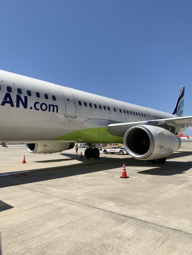 ご覧いただきありがとうございます。<br /><br />今回の旅行は忙しい毎日を少しでも忘れるために飛行機に乗ってきました。<br />たまたま仕事の合間に見つけたエアプサンのセール!!<br />これはきっと神様が俺を釜山に呼んでいると思い急遽チケットを取り行ってきました。<br /><br />1泊2日の弾丸旅行ですが思いっきり遊んできました。<br />よかったらどうぞ最後までご覧ください!!<br /><br />