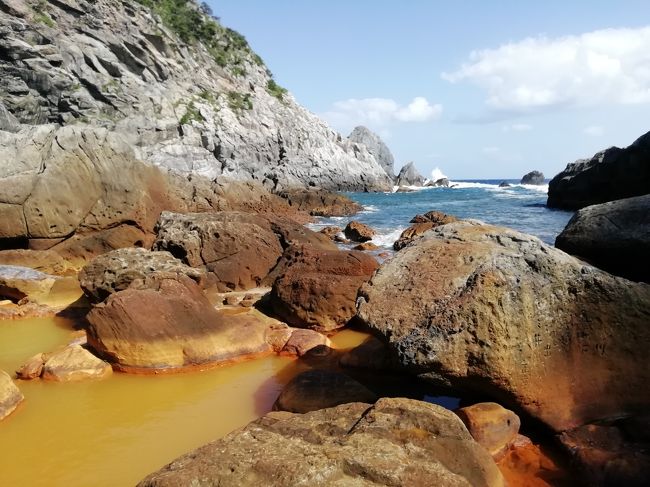 やっぱ離島は泊まるべし！シリーズ★初・東京の離島を女ひとりっぷ②徒歩で島１周温泉巡りetc.