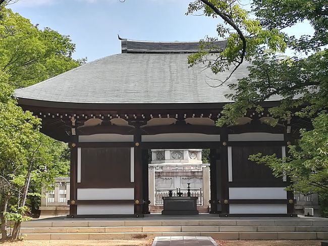 日泰寺の奥の方にも行き、その後、熱田神宮に行った。