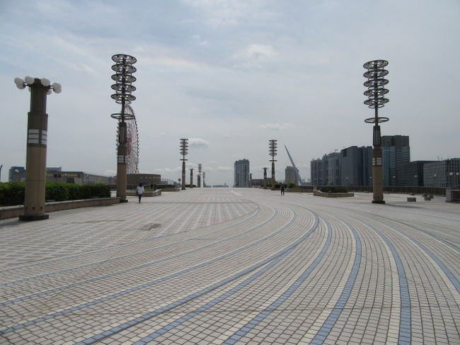 東京都臨海副都心:<br />【りんかい線】国際展示場から東京テレポートの区間を歩きました。<br /><br />■センタープロムナード ウォーキングコース約2Kmの区間です。<br />■スケージュールにその行程記載しました。<br /><br />☆新都市の魅力を感じました。<br /><br />