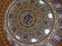 2018 三たびで最後のシニア三人旅　☆やっとブダペストへ、雨の市内散策・聖イシュトバーン大聖堂他