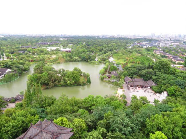 揚州徘徊♪高さ百m?大明寺栖霊塔に老人割引(エレベータ)で登った♪痩西湖が見えた♪2019年６月 中国 揚州・鎮江 ７泊８日(個人旅行)１２