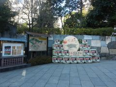 TDCホールと乃木神社