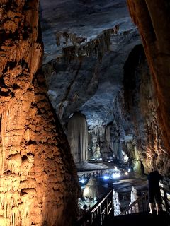 ホンニャ・ケバン国立公園の３つの洞窟　(1)パラダイスケイブ