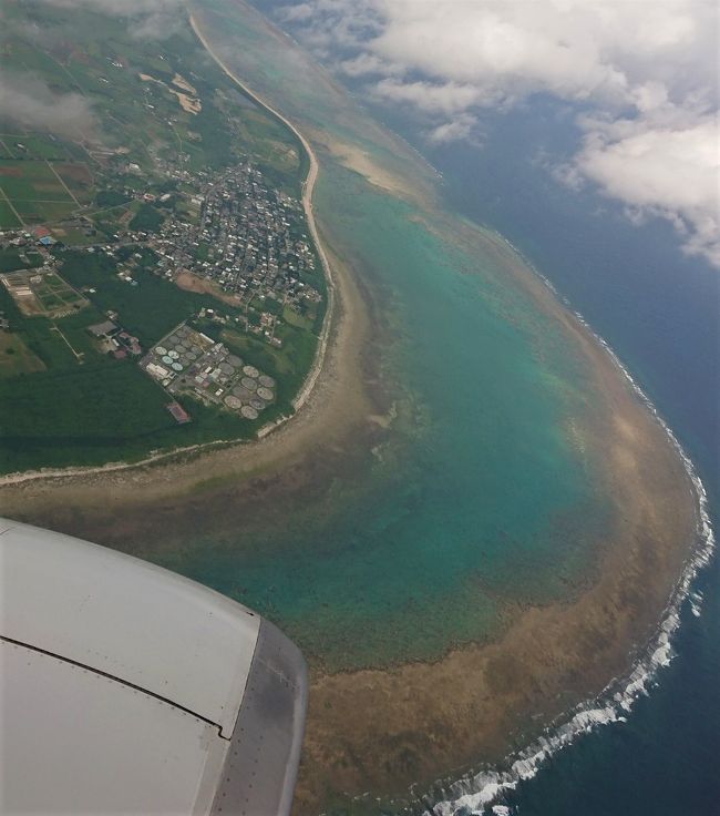 2017年10月。初めての離島「石垣島」へ。<br />しかし、思いがけない超大型台風の影響で天候は大荒れ。<br />予定が大きく変更になり、果たせなかった宿題が残ることに。<br />その後、何度か石垣旅行を計画するが、どういう訳かキャンセル続き・・。<br />やっと念願の「宿題を完了する」ために2度目の石垣島へいくことができました。<br /><br />宿題その1、「晴天で絶景の平久保崎灯台を満喫する」<br />　　その2、「絶景カフェで絶景を見つつ美味しいランチを食べる」<br />　　その3、「ミルミル本舗で島豆腐のアイスを食べる」<br />　　その4、「サビチ洞窟で探検気分を味わう」<br />　　その5、「白保日曜市でお買い物」<br /><br />そして、梅雨の石垣を楽しむための新しい目標は<br />　　その1、「月桃の花を見る」<br />　　その2、「南十字星を見る」<br />　　その3、「ゆっくり手仕事を体験する」<br />　　その4、「石垣牛を食べる」<br />　　その5、「シーカヤックかサンセットカヤックツアーに参加する」<br /><br />前日までに宿題その1.2.4　新しい目標3.4.　完了。<br />4日目、宿題その3.4.　新しい目標その1　完了<br />