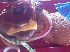 2012夏のハワイ#6 Second hamburger 二度目のハンバーガー