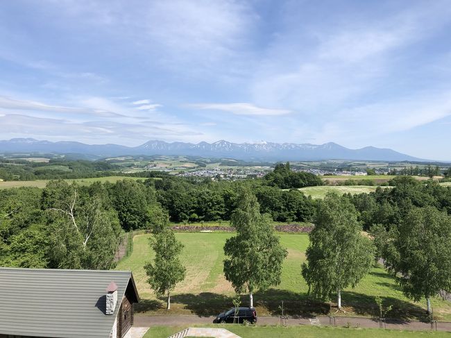 北海道の大自然に癒されたくて1歳7ヶ月の息子を連れて行ってきました。<br /><br />1日目札幌<br />2日目美瑛 旭川<br />3日目旭山動物園