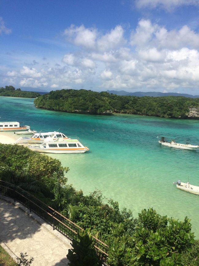 ちょっと早めの夏休み。<br />せっかく現地に友達いるんだから、行かなきゃ損でしょ！<br />微妙に溜まったマイルと格安航空券で行く、ハプニングを楽しむ旅行記です。