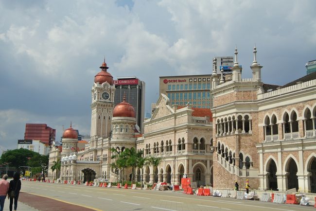 マレーシア最終日はクアラルンプールの市内観光を。<br /><br />クアラルンプールは１９世紀の半ばぐらいにスズが見つかってから<br /><br />開拓された新しい街なので、観光地も新しいところが中心です。