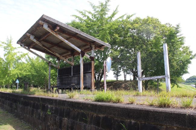 大牟田市から荒尾市にかけてはかつては三池炭鉱という大規模な炭鉱地帯でした。<br />現在では閉山してしまいましたが、明治日本を支えた地域として世界遺産に指定されています。<br />今回は大牟田駅前でレンタサイクルを借りて1周してきました。