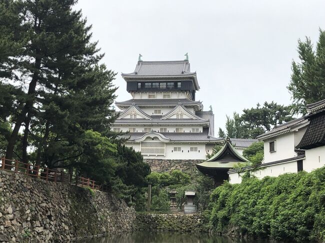2019年7月4日(木)~6日(土)成田から福岡そして北九州へ。一人で、友達と、従妹と、美味しいものを求めて、そして九州醤油味を求めて、エリップスのトリートメントを求めて、門司と小倉を東奔西走、右往左往しました。その旅の記録です。
