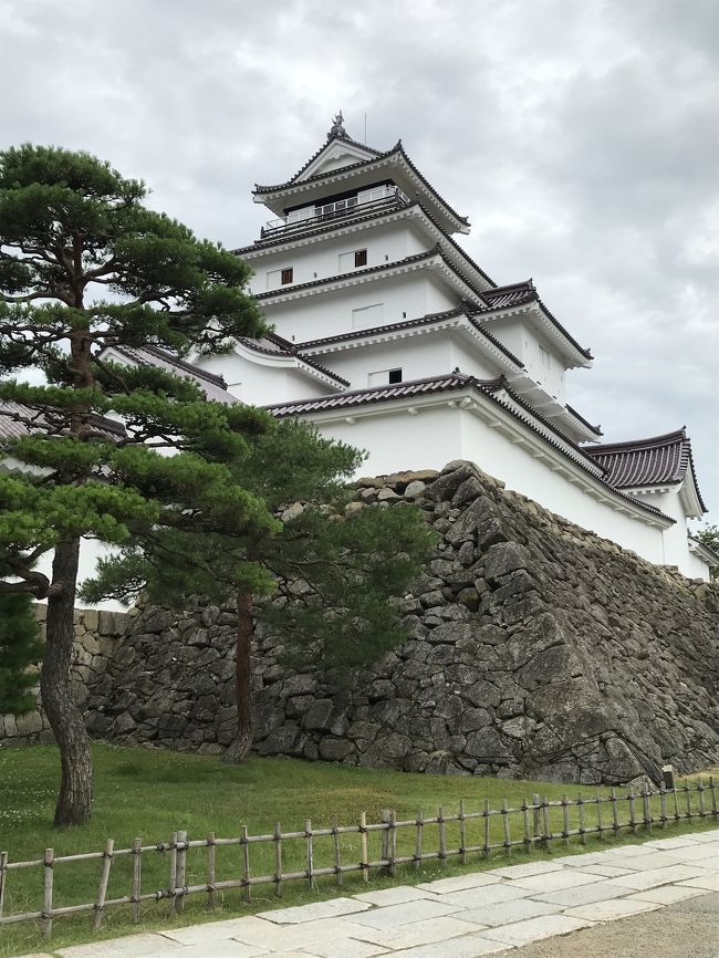 ＡＮＡの旅トクマイルで大阪空港ー福島空港へ<br /><br />日にちは限定されますが<br /><br />往復９０００マイルで行ってきました。<br /><br />初福島県であまり期待していませんでしたが　自然豊かで食べ物も美味しく<br /><br />お酒もすすみ　良い温泉があり　とても良いところでした。～