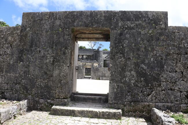 琉球王国のグスク及び関連遺跡群　玉陵　一中健児の塔