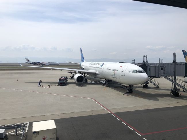 以前から行きたいと話にあがっていたバリ島に主人と二人旅に行ってきました<br />今回はガルーダインドネシア航空で。<br />前半はインターコンチネンタルバリリゾートにて。<br />後半はスミニャックで。<br />5泊の旅です!<br />今回は最終日です。<br />街ブラとスパに行って空港に向かいます。