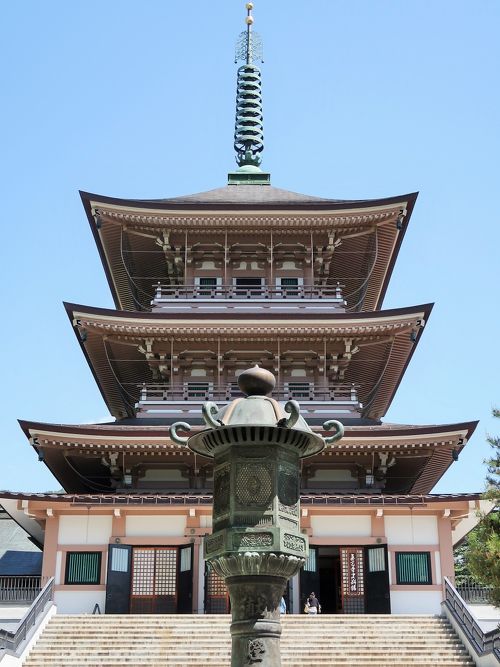 信州令和64 善光寺d 三重塔/忠霊殿・境内名所を探訪 ☆史料館-砂