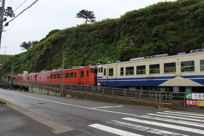 とある日に６月だったら～どこか出かけられそうと思い立ち、県立美術館等入場チケット付きJALの東北応援キャンペーンが、目に入りましたが・・<br />１泊２日の出発が午前１１時頃の便で それは勿体ないと、フリーで行くことにしました。<br />　全体日程は    6月21日     8: 5　伊丹　－　  9:30　青森<br />　　　　　　　　　　　　　　　　　　　ホテルJALシティ青森(泊)<br />　　　　　　 6月22日 18:20　青森　－　19:55　伊丹　　　です。<br />この時(在住地の)大阪は梅雨入りせず、青森は梅雨真っ最中～果たして６月の青森旅行は、アリかナシか・・検証と４トラの色塗りも兼ねて出かけてきました。<br />No.３は わさおクンに会えた後、帰りの(飛行機)搭乗まで・・青森旅行の締めくくり編です。