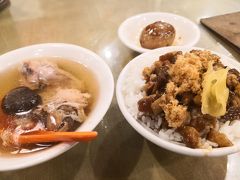 台北5days4日目　迪化街からの魯肉飯食べて龍山寺＆カルフール土産＆寧夏夜市